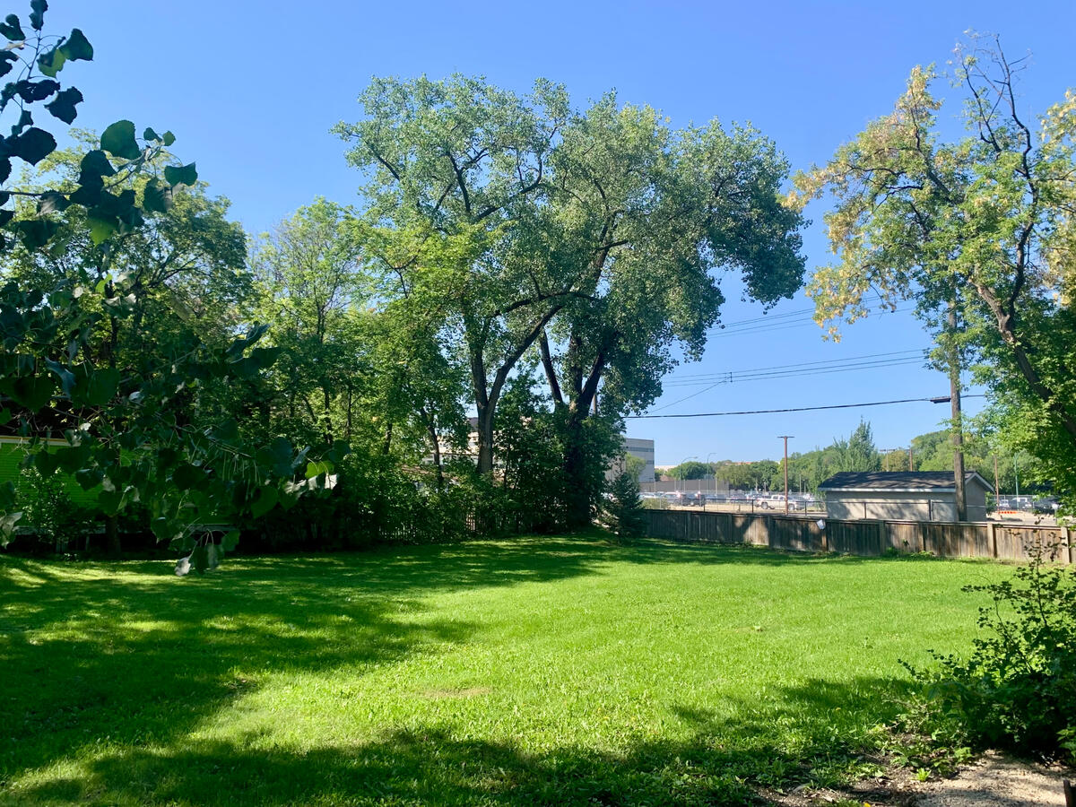 inage of 546 Sherburn Green Space